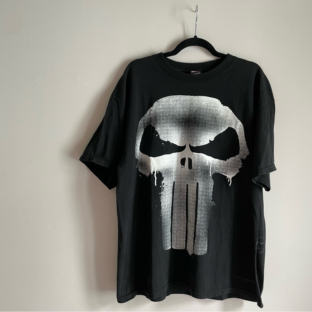 90’s Marvel Punisher Shirt.